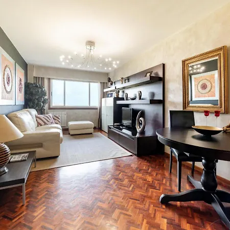 Torre De Hercules Con Garaje * La Corogne